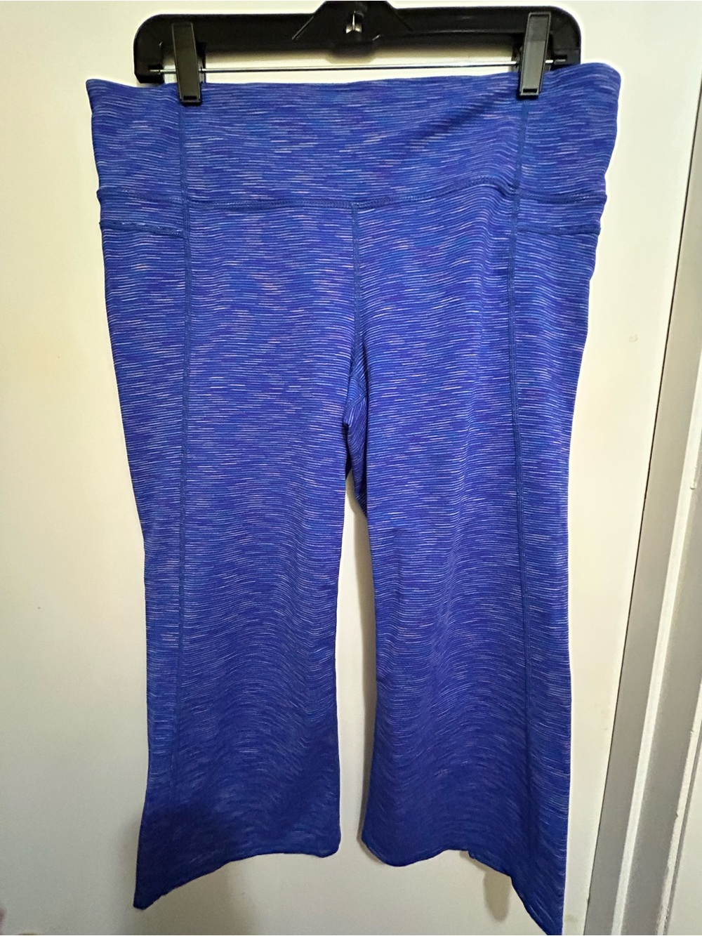 Athleta Women’s Like New Blue Capris Stretch Leggings W/4.5” Leg Slits, Sz XL